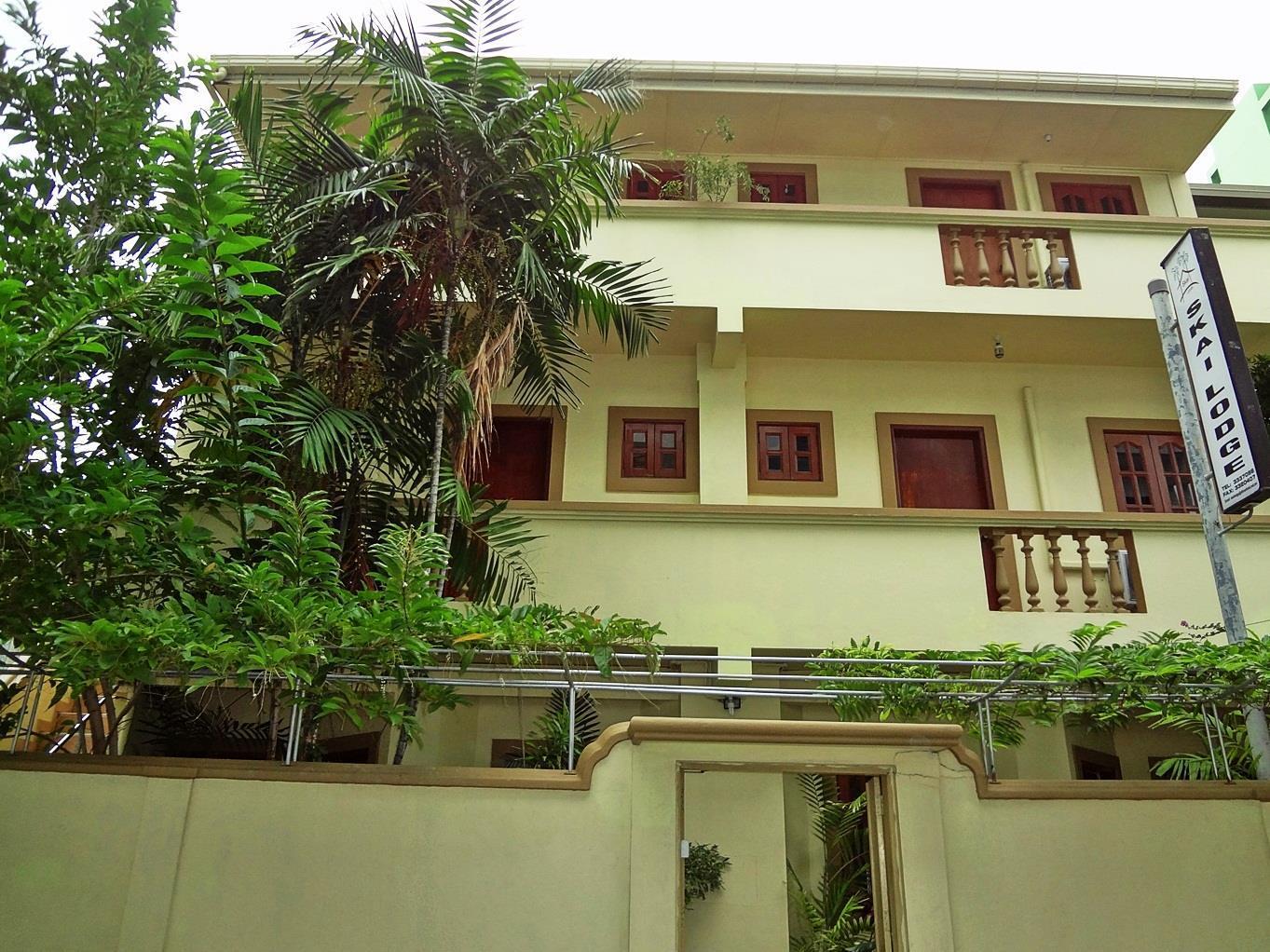 Skai Lodge Male Exterior photo
